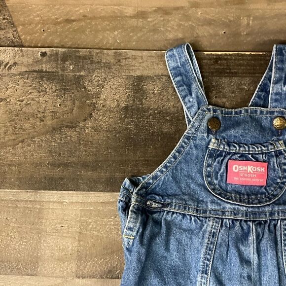 Vintage OshKosh B’gosh Girls Overalls Size 6/9 Months - Picture 2 of 10